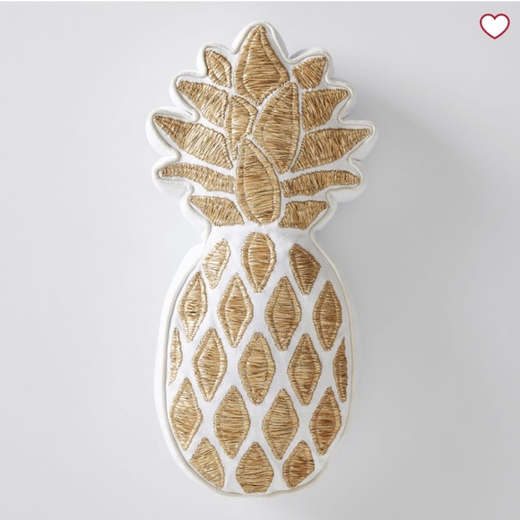 Lily Pullitzer Pineapple Pillow by Pottery Barn Kids - Picture 1 of 5